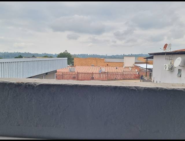 50M² RETAIL TO LET IN WHITE RIVER CENTRAL